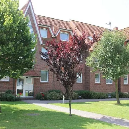 With 2 Bedrooms *