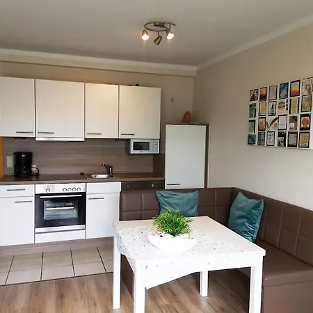 With 2 Bedrooms Σπίτι διακοπών *